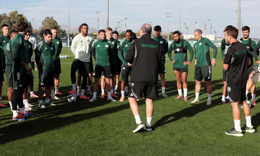 Αθανασίου: Να δείξουν πως καταλαβαίνουν το μέγεθος της ευθύνης οι παίκτες του Παναθηναϊκού