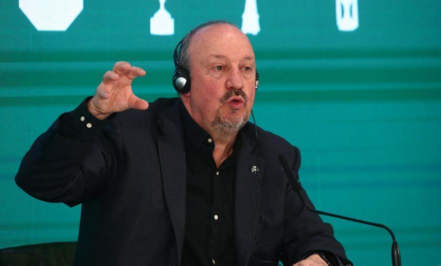 Μπενίτεθ: «Όλοι μαζί ενωμένοι, με πίστη, αυτοπεποίθηση και νοοτροπία νικητή»