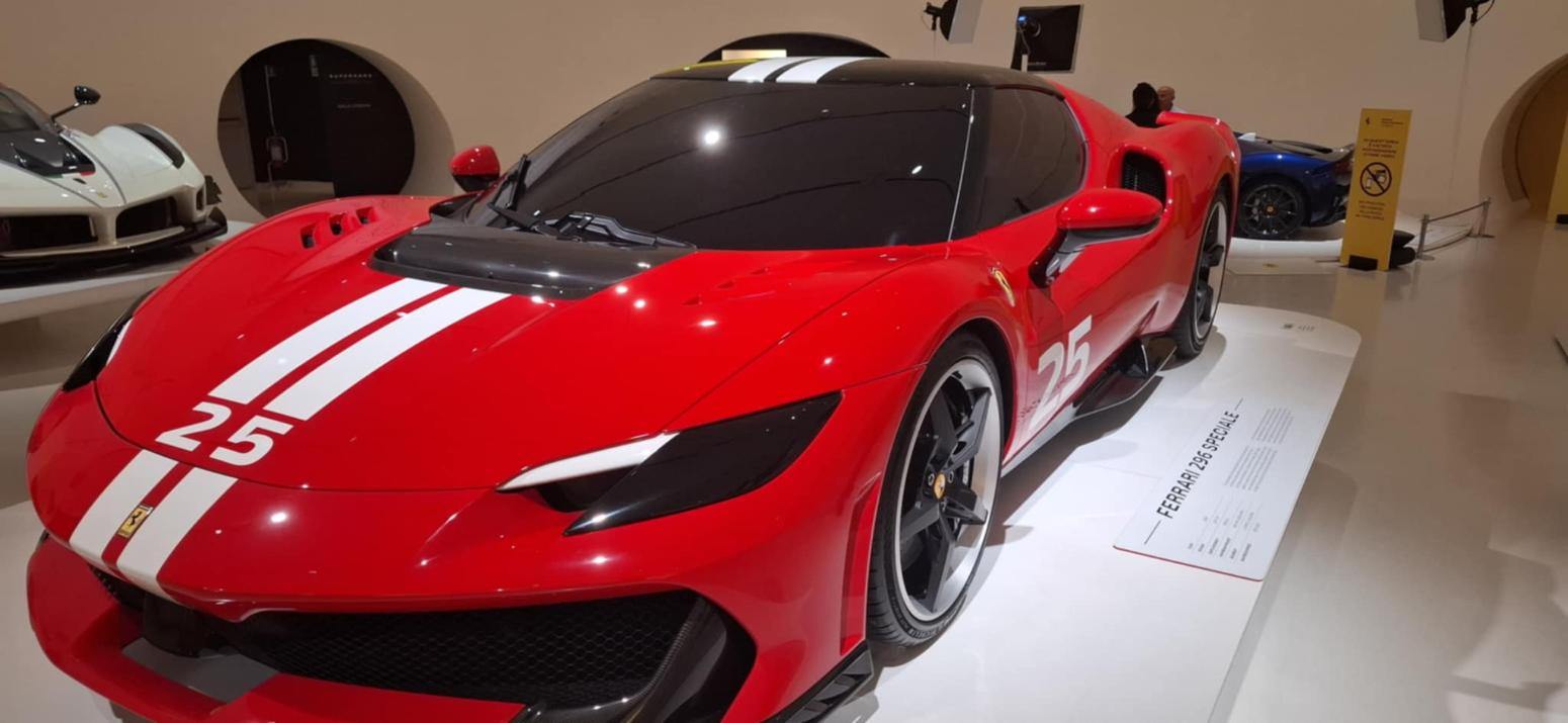 Ο bwinΣΠΟΡ FM στα μουσεία της Ferrari! (pics&vids)