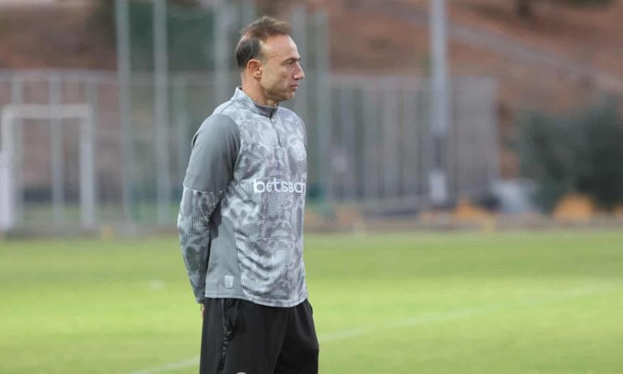 Κόντης: «Ο Μπούσης μού έδειξε πόσο με ήθελε - Μου αρέσει το επιθετικό και κυριαρχικό ποδόσφαιρο»