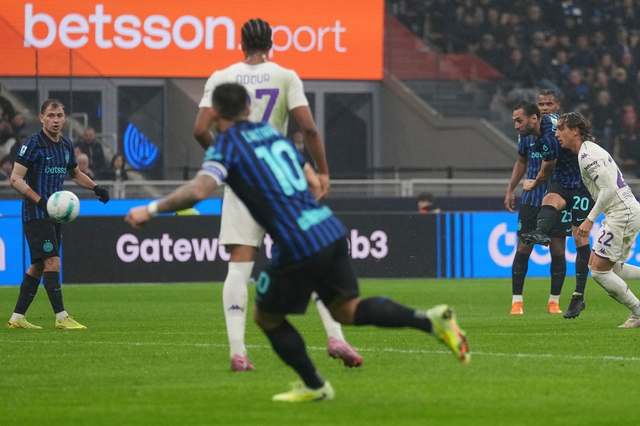 Τσαλχάνογλου: Από την παρεξήγηση και το τεταμένο κλίμα, στην κορυφή των σκόρερ της Ίντερ