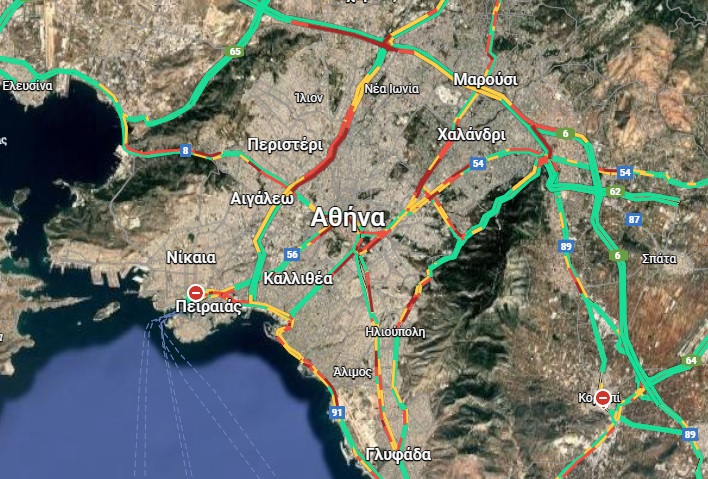 Κίνηση: Μεγάλες καθυστερήσεις σε Κηφισό και Αττική Οδό