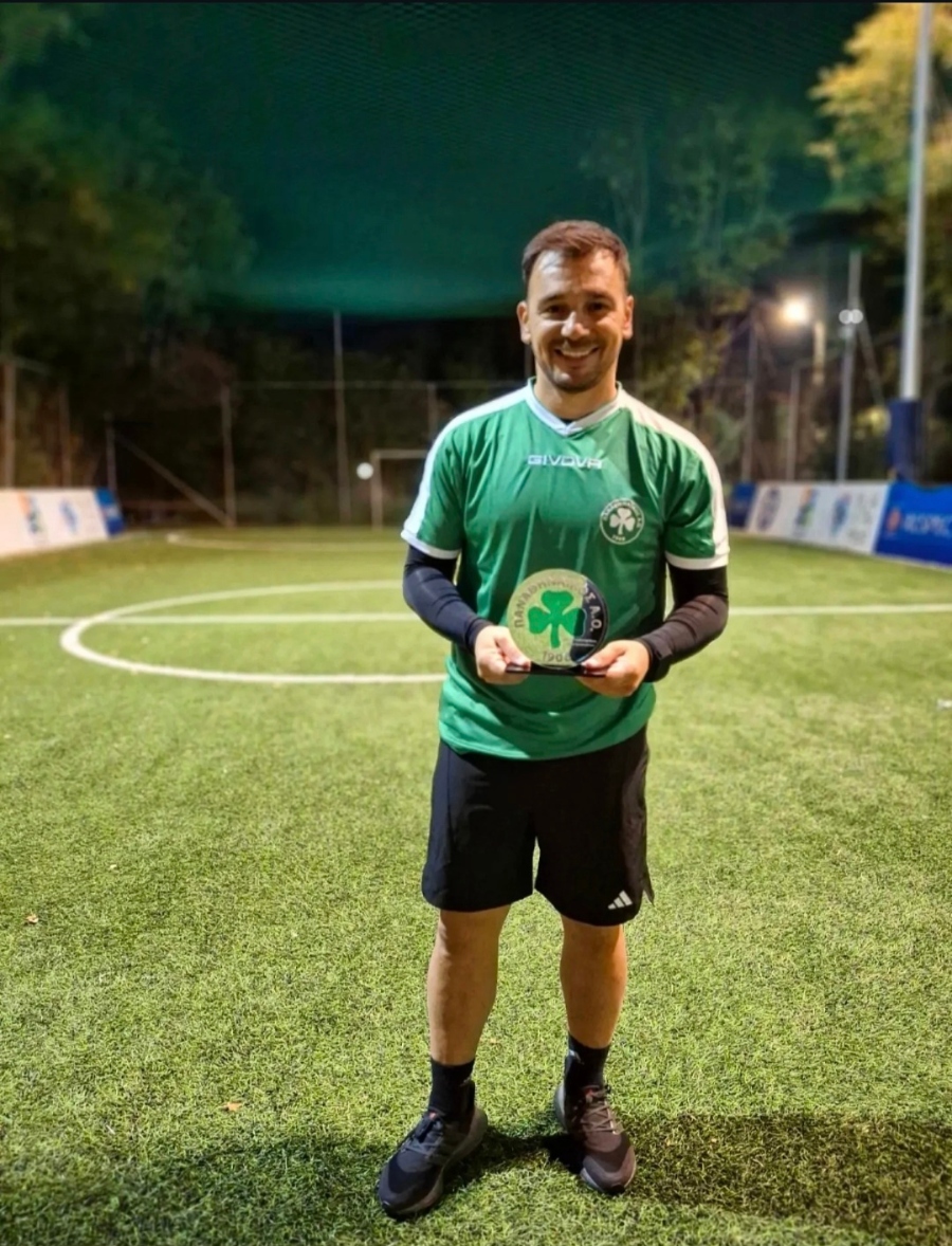 Παναθηναϊκός: Προπονήθηκε με την ομάδα ακρωτηριασμένων και τιμήθηκε ο Νίνης