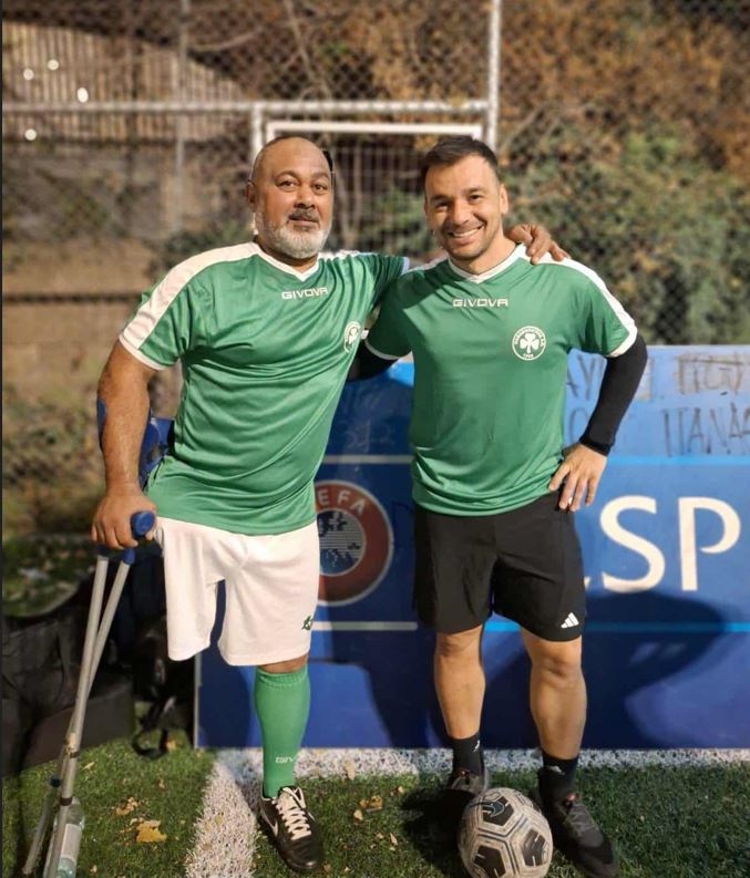 Παναθηναϊκός: Προπονήθηκε με την ομάδα ακρωτηριασμένων και τιμήθηκε ο Νίνης