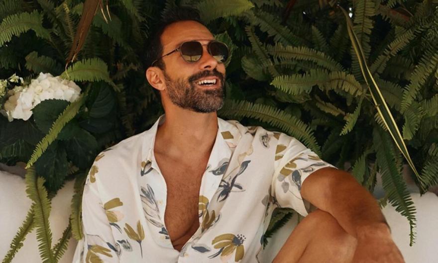 Σάκης Τανιμανίδης: Όλοι του λένε οτι αδυνάτισε, τα ρούχα πλέουν και η ζυγαριά δείχνει +3 κιλά!