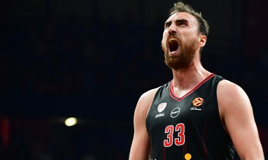 Μιλουτίνοφ: «Κάναμε το step-up απόψε κόντρα στην καλύτερη ομάδα της Ευρωλίγκας»