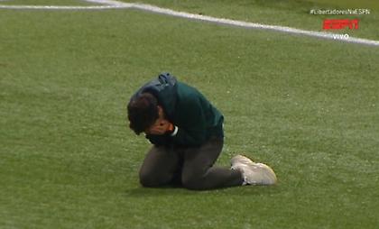 Ξέσπασε σε κλάματα ο Αμπέλ Φερέιρα μετά τη μεγάλη πρόκριση της Παλμέιρας