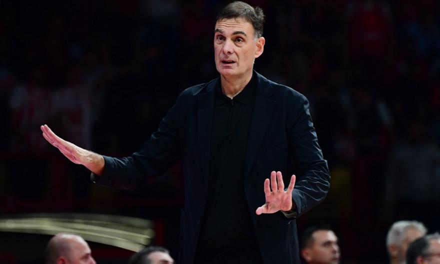 Η εξήγηση του Μπαρτζώκα για τη μη χρησιμοποίηση του Παπανικολάου και την αλλαγή του Γουόκαπ στα τελευταία δευτερόλεπτα