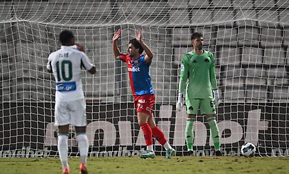 Έμεινε να τα βάζει με την τύχη του και έφυγε ηττημένος από τον Βόλο ο Παναθηναϊκός