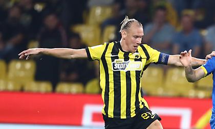 Συμπλήρωσε κάρτες ο Βίντα, χάνει ένα από τα επόμενα ματς της ΑΕΚ