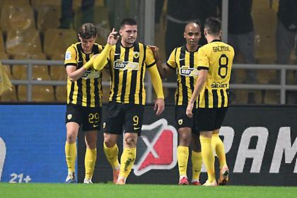 ΑΕΚ: «Το γκολ του Γιόβιτς ακυρώνεται προς γενική κατάπληξη μέσω VAR»