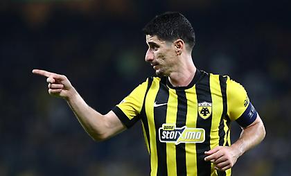 Αποθέωσε Πινέδα και «κάρφωσε» τη διαιτησία ο Μάνταλος