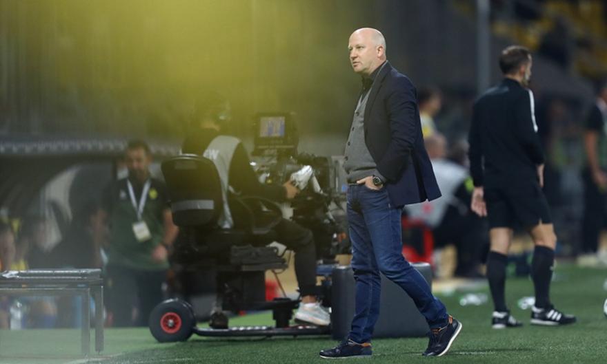 Νίκολιτς: «Είμαστε μία γροθιά στα αποδυτήρια - Χαρούμενος για τη νίκη - Ίσως να παίζουμε πιο συχνά με 2 επιθετικούς»