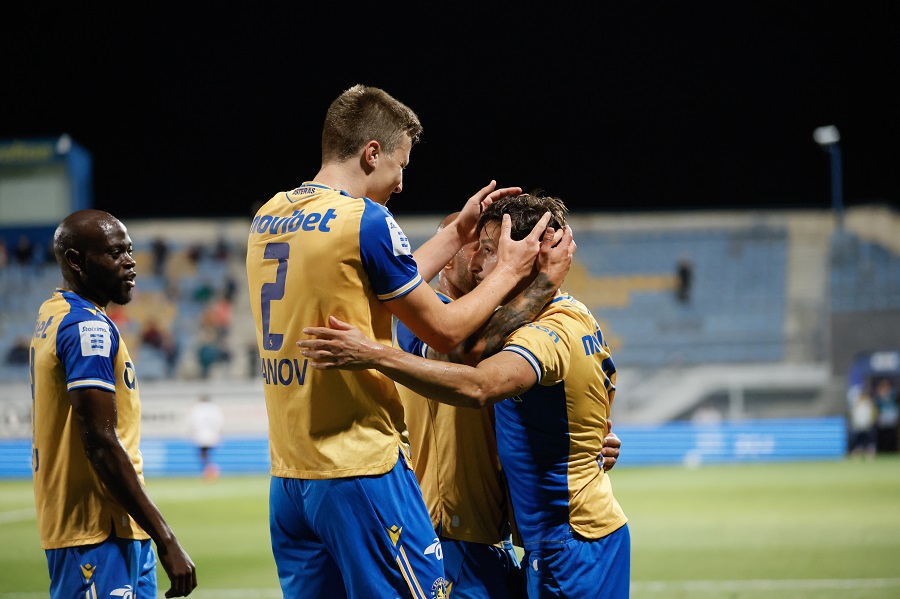 Asteras AKTOR-ΟΦΗ 3-0: Χόρεψε… λάτιν στο ντεμπούτο του Κόντη και ανασαίνει