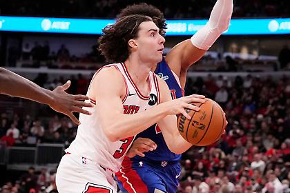 Ο Γκίντι έκανε triple-double και έγραψε ιστορία με τους Μπουλς απέναντι στους Σίξερς