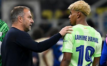 «Θέλει να φύγει από την Μπαρτσελόνα ο Φλικ λόγω Γιαμάλ»