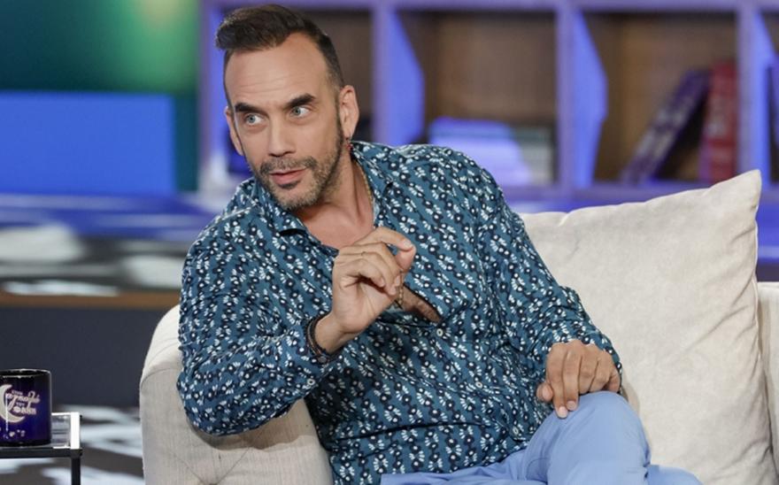 Πάνος Μουζουράκης: Η κουμπαριά με την Παπαρίζου, το όνομα του γιου και η πρόταση γάμου σε escape room