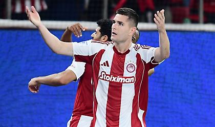 Ολυμπιακός: Μετά τον Κοστίνια «κλειδώνει» και τον Πιρόλα, έρχονται άλλες τρεις ανανεώσεις