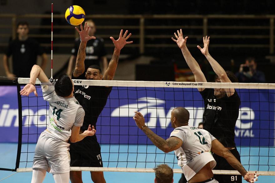 Διέλυσε τον ΠΑΟΚ και παρέμεινε δεύτερος ο Μίλωνας