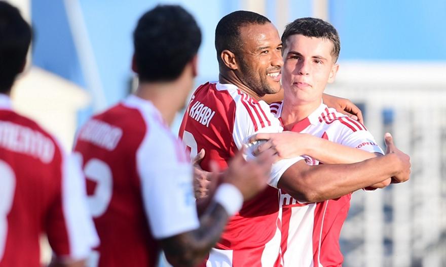 «Καθάρισε» την αξιόμαχη Κηφισιά και… περιμένει στην κορυφή ο Ολυμπιακός