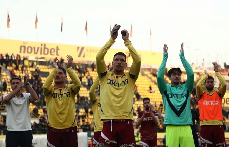 Τριανταφυλλόπουλος: «Ο Άρης… πανηγυρίζει για την ισοπαλία, όχι εμείς»