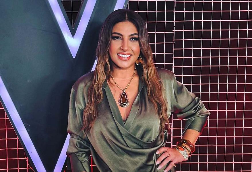 The Voice: Η Έλενα Παπαρίζου βρήκε τη... σωσία της! «Δίδυμες» σχολίασε ο Μαζωνάκης