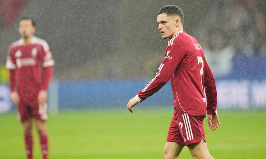 Άγριο κράξιμο Νέβιλ σε Βιρτς: «Είναι πρόβλημα, αξίζει πάνω από 113 εκατ. ευρώ αλλά έμοιαζε με μικρό παιδί»