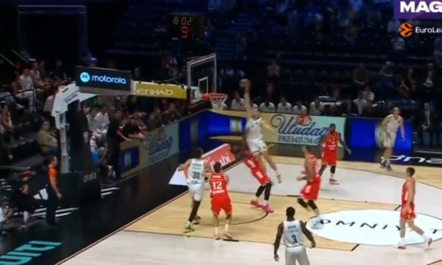 Αδιανόητο poster κάρφωμα από τον Καμένιας στο Dubai BC-Ερυθρός Αστέρας!