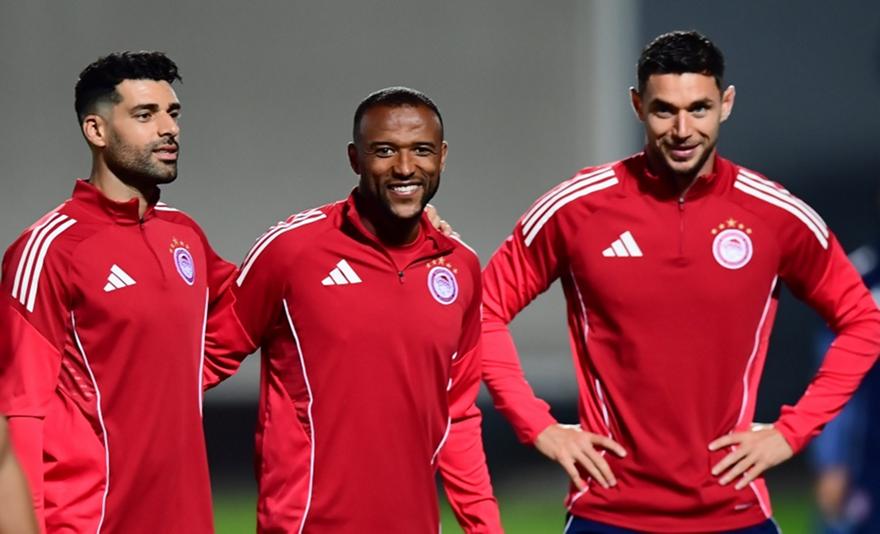 Νικολακόπουλος: «Η επιλογή Γιάρεμτσουκ αντί Ταρέμι και η αλλαγή έδρας στο Καϊράτ-Ολυμπιακός»