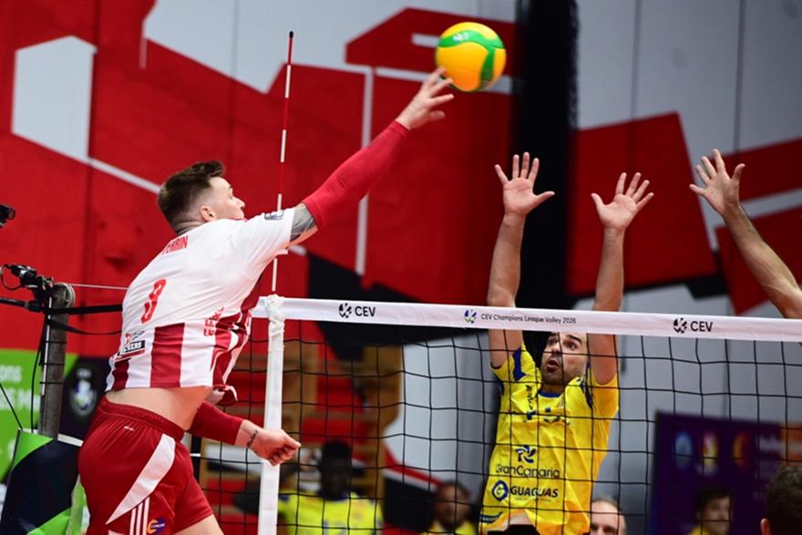 Η Λας Πάλμας έσβησε το όνειρα του Ολυμπιακού για τα… αστέρια