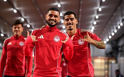 Ο Μπιανκόν που τα… κάνει όλα και ο dj Ροντινέι: To Q&A του Καμπελά για τους συμπαίκτες του!