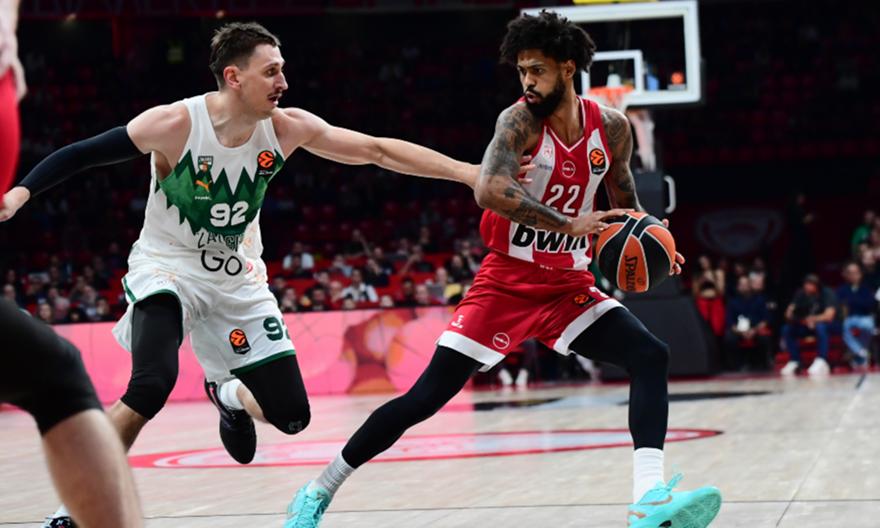 Κατατρόπωσε τη Ζάλγκιρις με επιβλητική εμφάνιση αλλά πάγωσε με Έβανς ο Ολυμπιακός