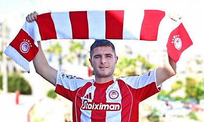 Πιρόλα: «Είμαι ευτυχισμένος στον Ολυμπιακό, ελπίζω να κερδίσω πολλά τρόπαια όπως πέρυσι»