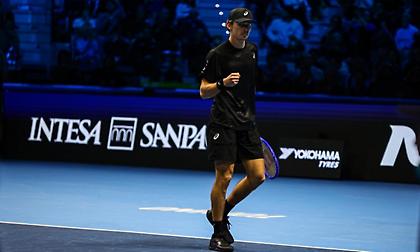 ATP Finals: Έκανε το καθήκον του ο Ντε Μινόρ και περιμένει «δώρο» από τον Αλκαράθ για την πρόκριση στα ημιτελικά
