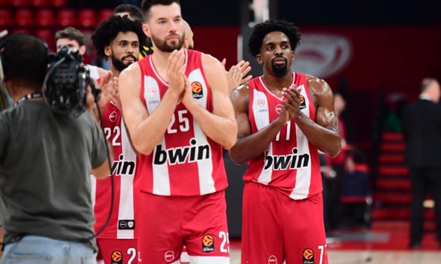 Ζέρβας: «Να νικήσει και την παγωμάρα του τραυματισμού του Έβανς – Δεν υπάρχει στο… κάδρο ο Ντε Κολό»