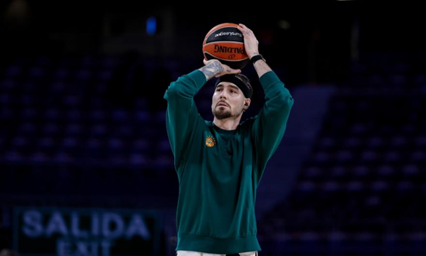 Κέρασε burger όλον τον Παναθηναϊκό ο Χουάντσο!