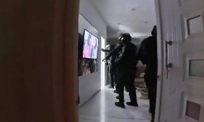 Νέο βίντεο - ντοκουμέντο από την εξάρθρωση του κυκλώματος που παρίστανε υπαλλήλους του ΔΕΔΔΗΕ και λογιστές