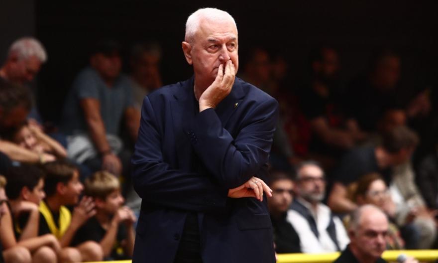 Σακότα: «Είχαμε πίεση μετά τις δύο ήττες» - Τι είπε για την προσθήκη του Μπράουν