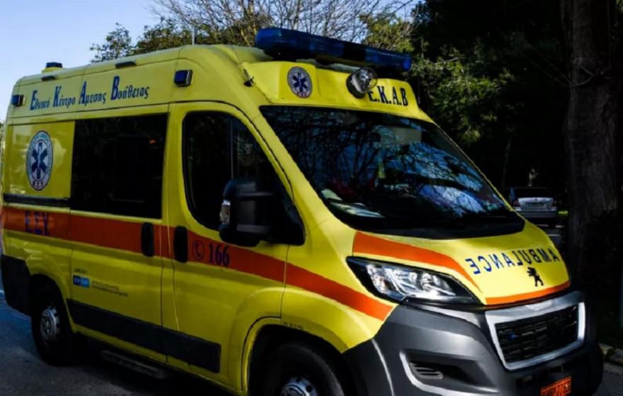 Παιανία: Δυο σοβαρά τραυματίες μετά από σύγκρουση οχημάτων - Επιχείρηση απεγκλωβισμού