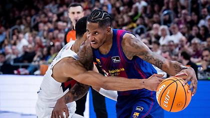 Νίκησε την Μπασκόνια με σούπερ Κλάιμπερν και περιμένει Πασκουάλ η Μπαρτσελόνα