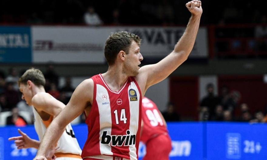 Έκανε χαλαρή εκδρομή στην Πάτρα με τη second unit και έφτιαξε ψυχολογία ο Ολυμπιακός!