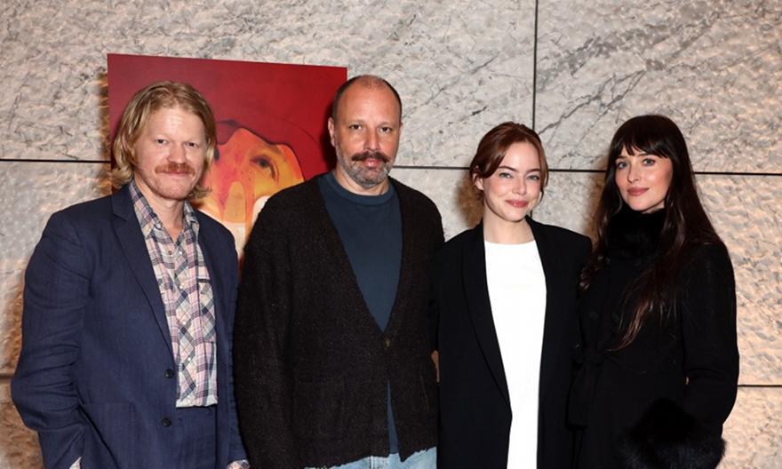 Ντακότα Τζόνσον σε Λάνθιμο: «Υπάρχουν κι άλλες ηθοποιοί, εκτός από την Εμα Στόουν»