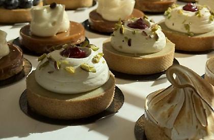 Deux Amis: Στον ολόφρεσκο new age φούρνο - ζαχαροπλαστείο της ομάδας του Τρομερό Παιδί όλα είναι βιολογικά