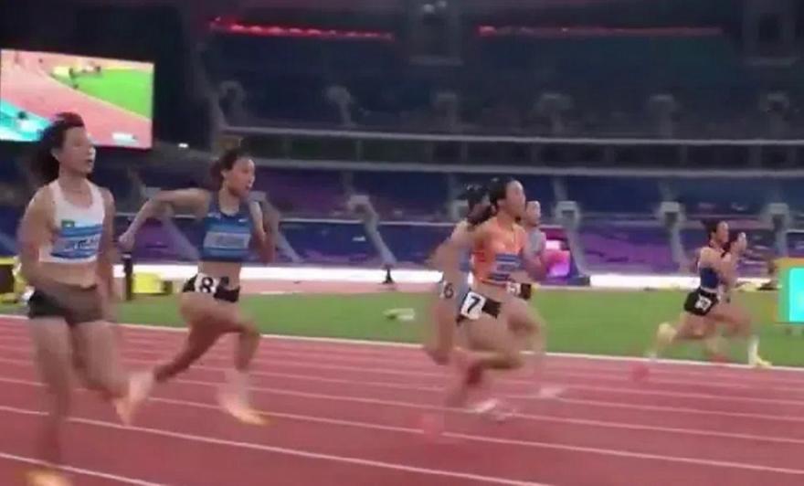 Έσπασε όλα τα κοντέρ: 16χρονη διέλυσε ρεκόρ 20ετίας στα 100μ.