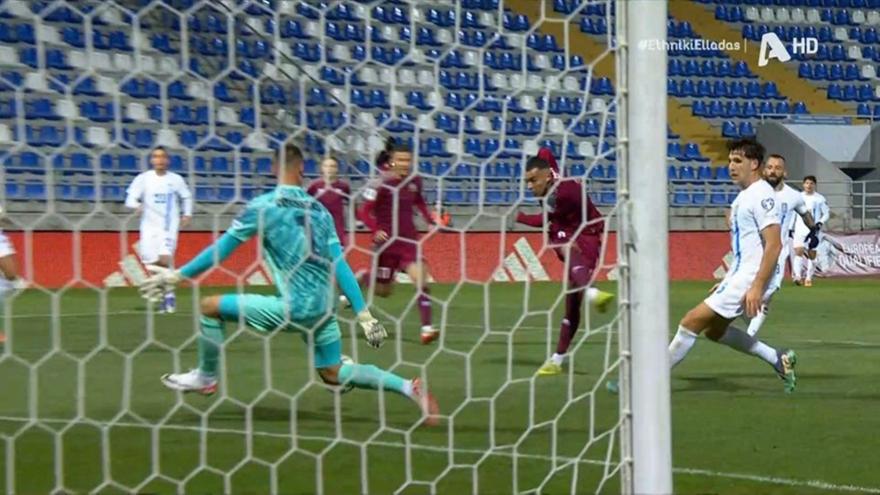 Καταπληκτικός Βλαχοδήμος διόρθωσε το λάθος του Τσιμίκα και διατήρησε ανέπαφη την εστία της Εθνικής