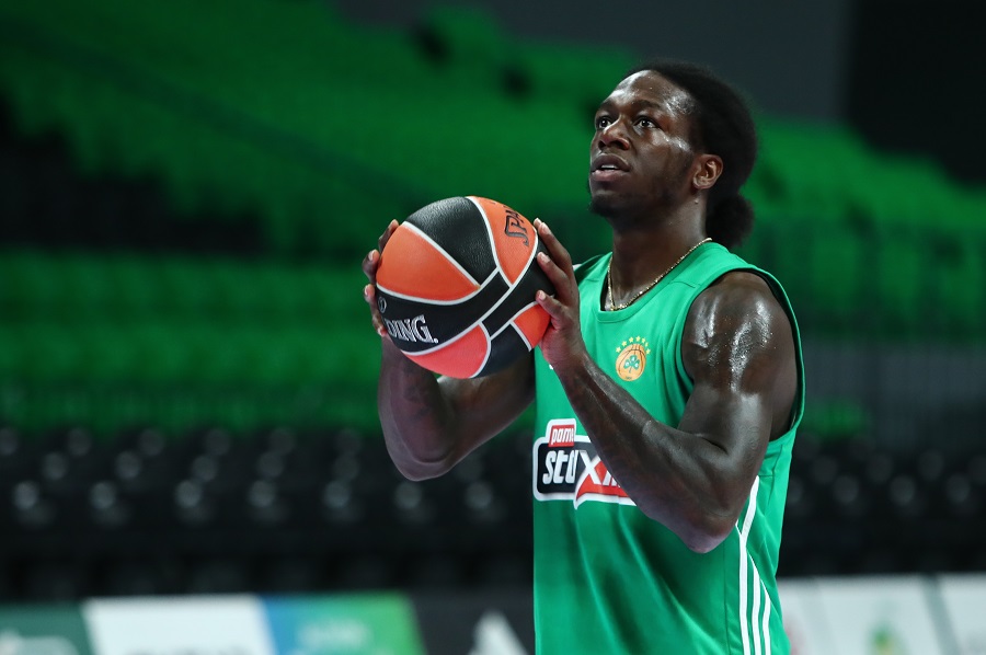 Παναθηναϊκός: Νέο λουκ ο Ναν-Με άφρο μαλλί και κοτσιδάκι στην προπόνηση