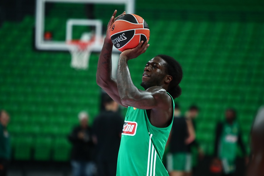 Παναθηναϊκός: Νέο λουκ ο Ναν-Με άφρο μαλλί και κοτσιδάκι στην προπόνηση