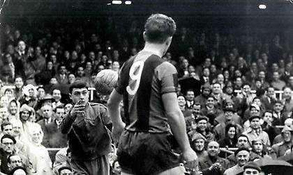 Έχασε εξαιτίας λιγότερων... κόρνερ: Όταν το Κουρασάο έπαιζε με την Μπαρτσελόνα πριν από 72 χρόνια!