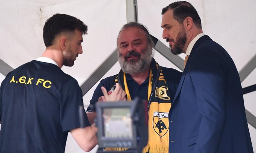 Τσακίρης: «Δεν πήγε στην UEFA για να… βγάλει Γκαγκάτση-Λανουά η ΑΕΚ - Έκανε συγκεκριμένη καταγγελία και περιμένει»