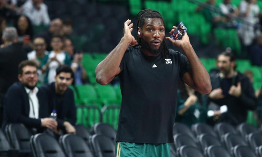 Τρέλα για τον Manimal: Ο Φαρίντ αποθεώθηκε από τους φίλους του Παναθηναϊκού όταν βγήκε για ζέσταμα!